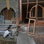 Night of intense bombardment sends people fleeing in Kashmir