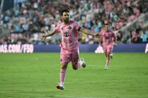 Lionel Messi scores twice as Inter Miami beat Nashville in MLS
