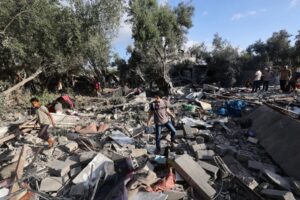Children collecting water among 59 Palestinians killed by Israel in Gaza