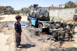 Israel continues to pound Gaza, killing 72, as truce talks stall