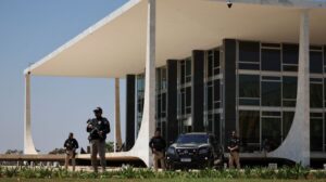Brazil’s Supreme Court starts deliberations in Bolsonaro trial