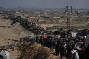 Thousands of Palestinians flee as Israeli bombs rain down on Gaza City