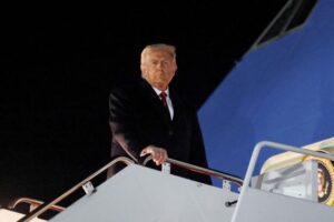 Trump kicks off Asia trip with visit to ASEAN summit in Malaysia
