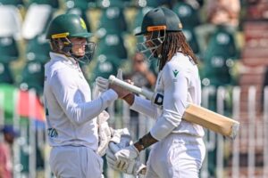 South Africa thump Pakistan by eight wickets to draw Test series
