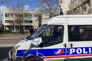 France detains four amid inquiry into suspected Russian spy network