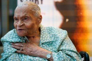 Viola Ford Fletcher, survivor of 1921 Tulsa Massacre, dies age 111