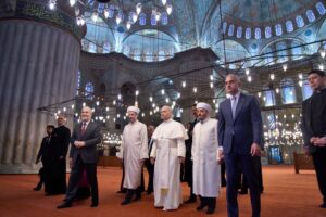 Pope Leo visits Blue Mosque in Turkiye’s Istanbul