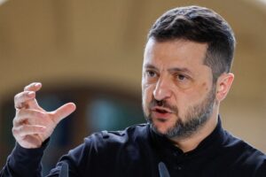 Ukraine’s Zelenskyy calls on Hungary’s Orban to stop blocking EU bid