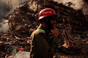 Death toll in Pakistan shopping centre fire rises to at least 60