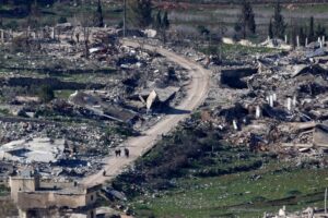 Israel kills two people in new attack on southern Lebanon