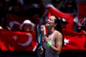 Turkiye’s Sonmez storms into Australian Open 2026 third round