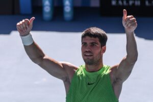 Alcaraz, Sabalenka, Gauff cruise into Australian Open third round