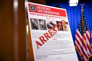 US judge orders DC pipe bomb suspect to remain in custody ahead of trial