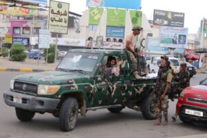 Regained momentum sets Yemen government’s eyes on Houthis in the north