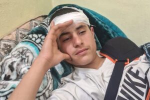 Attacked in India, Kashmiri shawl sellers choose between safety, livelihood