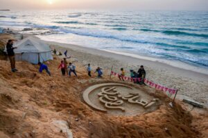 Amid destruction, loss, Gaza clings to Ramadan traditions with resilience