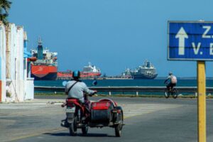 US to allow Venezuelan oil sales to Cuba as alarm grows in the Caribbean