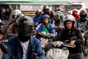 Southeast Asia shuts offices, limits travel as oil crisis deepens