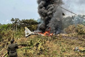Colombian military plane crash kills at least one