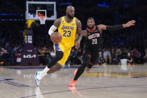 LeBron, Lakers shock Rockets with Game 1 win in NBA playoffs