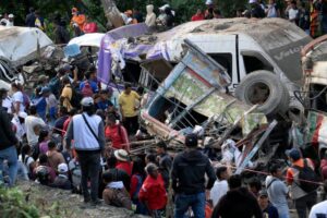 Bomb attack on Colombia highway kills 19 ahead of election