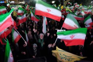 Iranian authorities remain defiant, urge supporters to stay in streets