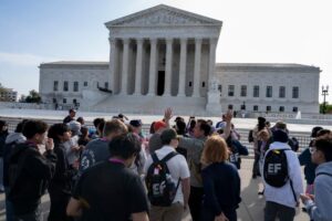 US Supreme Court to hear constitutional test of birthright citizenship