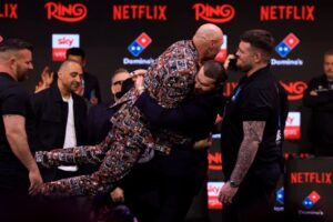 LIVE: Tyson Fury vs Arslanbek Makhmudov – heavyweight boxing match