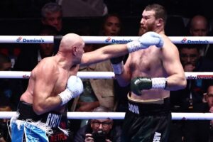 Fury beats Makhmudov in heavyweight boxing comeback, then calls out Joshua