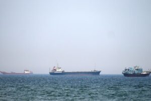 Trump says US will ‘help free up’ ships stuck in Hormuz Strait