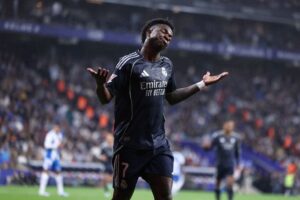 Real Madrid stays alive in La Liga title race with victory at Espanyol