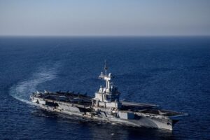 French warship moves towards Hormuz for possible defensive mission