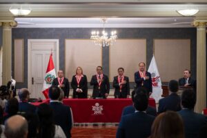 Peruvian authorities confirm Fujimori and Sanchez advance to runoff
