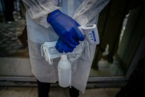 US authorities say missionary who contracted Ebola en route to Germany
