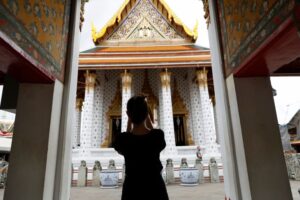 Thailand to slash tourist visa-free stays