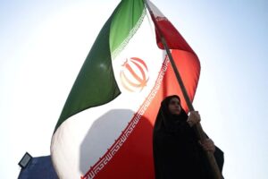 Iran attacks Bahrain, Kuwait, closes Hormuz Strait after fresh US strikes
