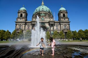 Germany braces for record-breaking temperatures as heatwave moves east