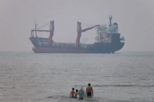 Iran warns ships against using unapproved routes in Strait of Hormuz