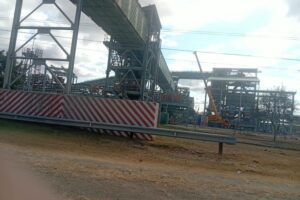 Zimbabwe’s platinum boom: Where is the wealth?